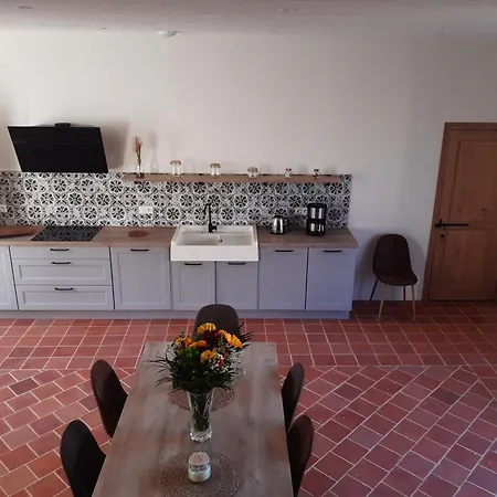 Holiday home De Charme Au Coeur De L'abbaye De Trizay Bournezeau