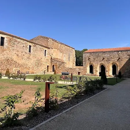 펜션 De Charme Au Coeur De L'abbaye De Trizay